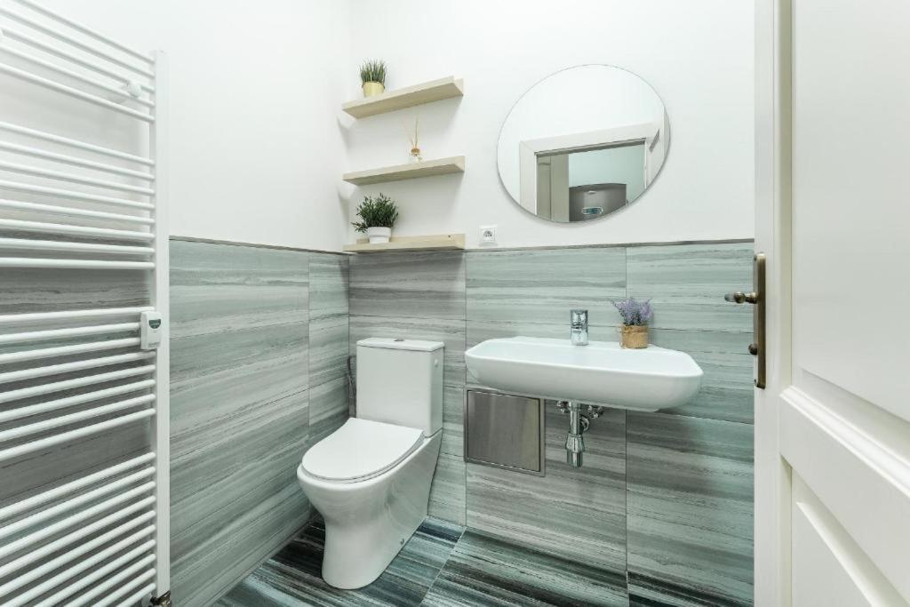 Nice Apartman In New Town Prague Apartment Екстериор снимка